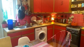 Homey, warm & welcoming room., London